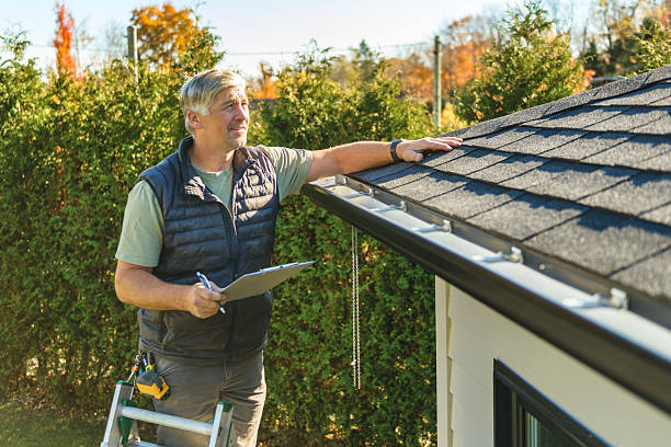 Professional Roofing technician working in Ridgeway, SC